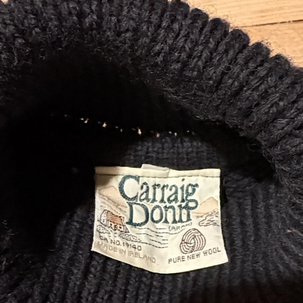 Carraig Donn Wool Black Cable Knit Turtleneck Sweater - Picture 2 of 9